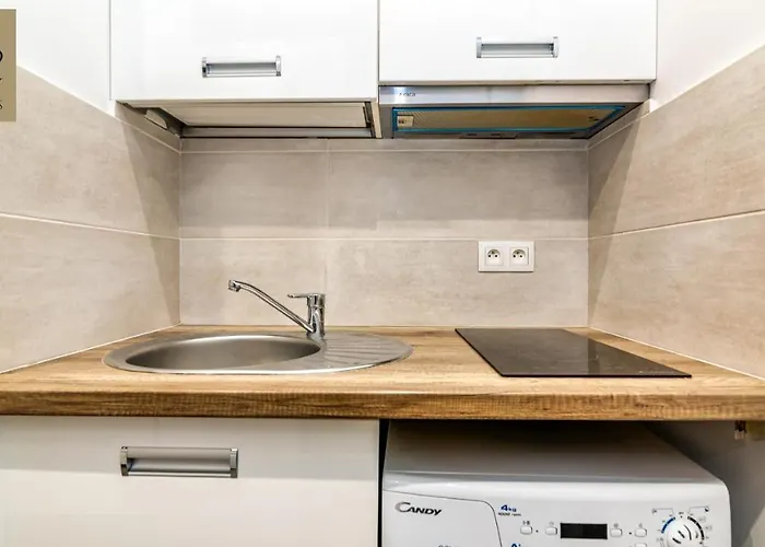 Stare - Marina Danzig